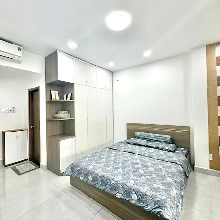 Cozy Room With Balcony Central 10Mins To Airport Maihouse